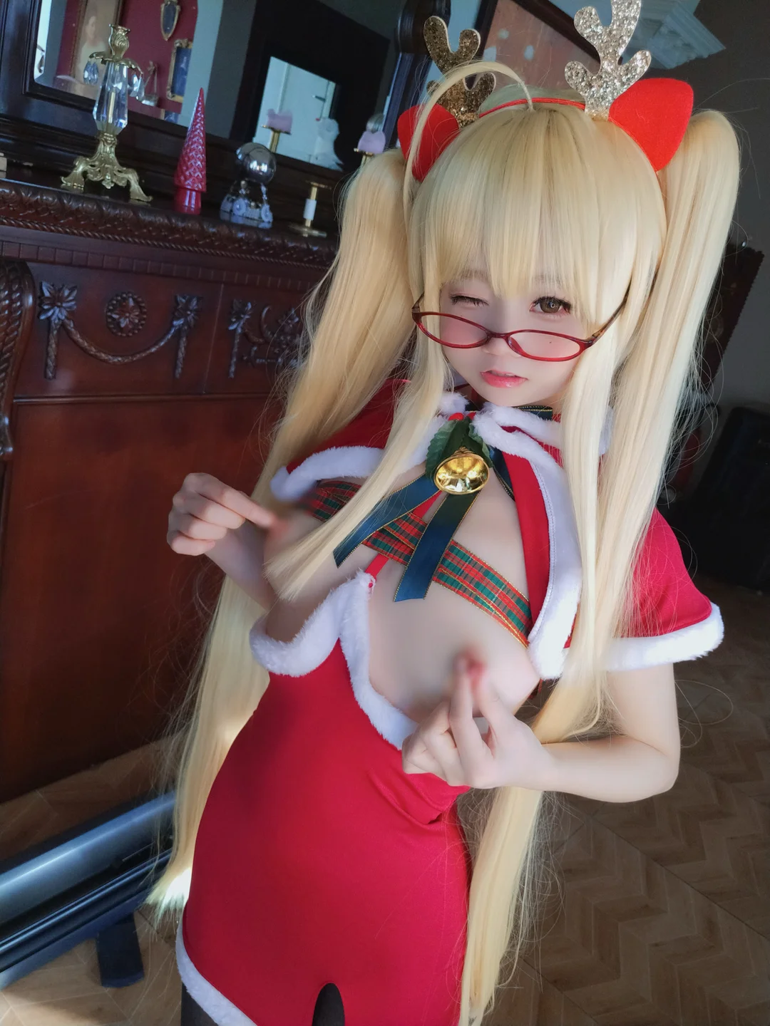 软妹摇摇乐摇摇乐yoyo_Reindeer_Marie_Rose_104P_200MB tg@simisebaisi 【丝足阁】012.webp